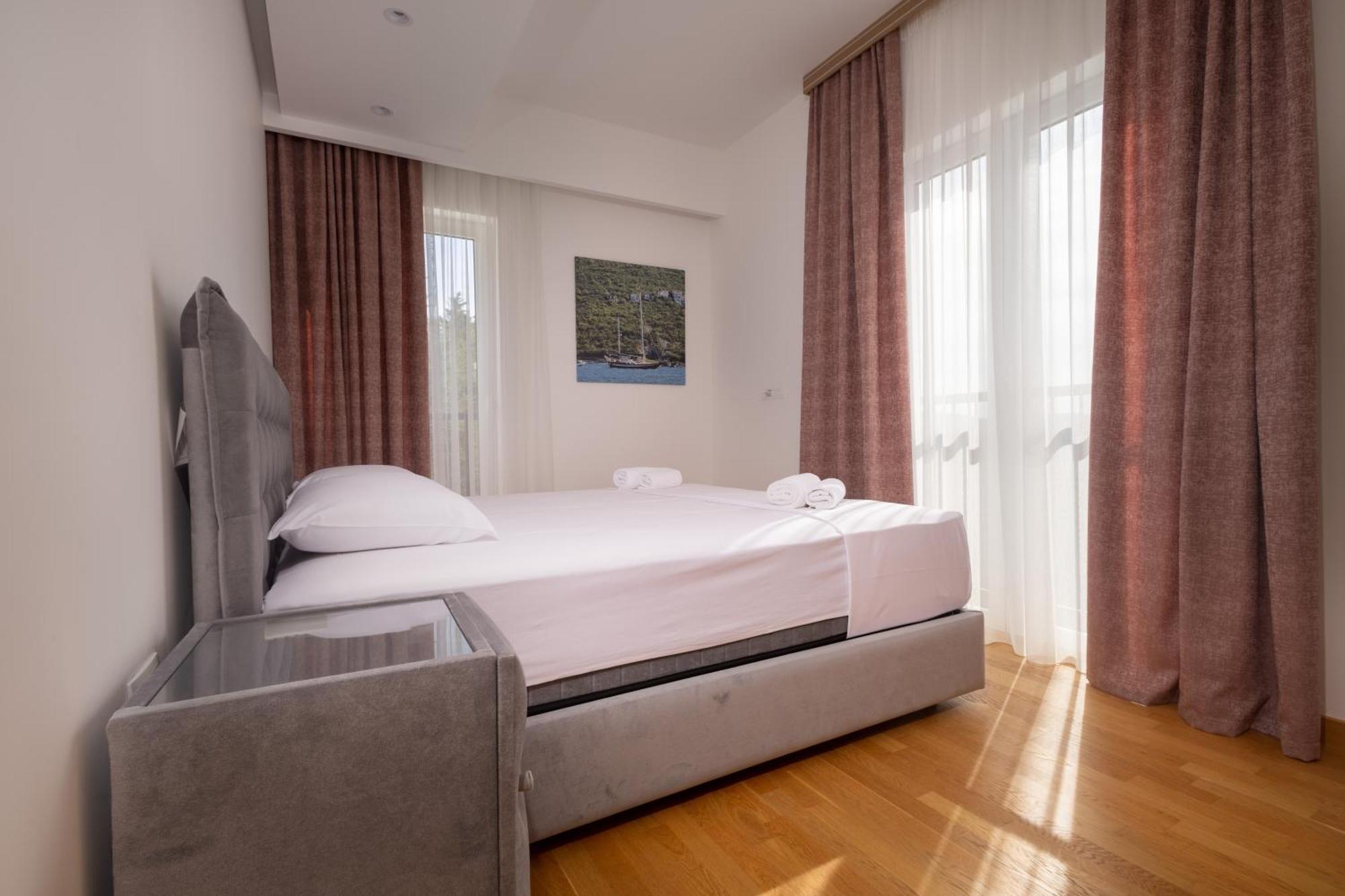 Panorama Bay Luxury Apartments كوتور المظهر الخارجي الصورة